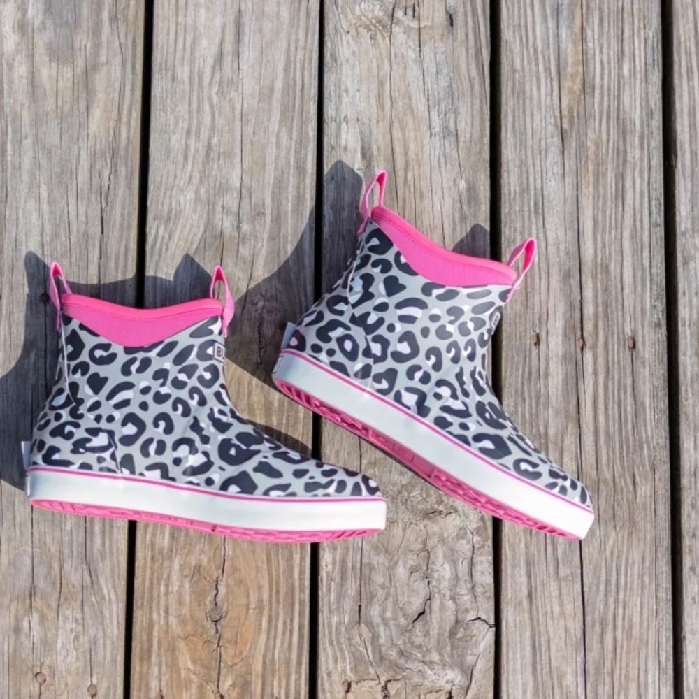 Women's Bouy Boots - Picture 3 of 3